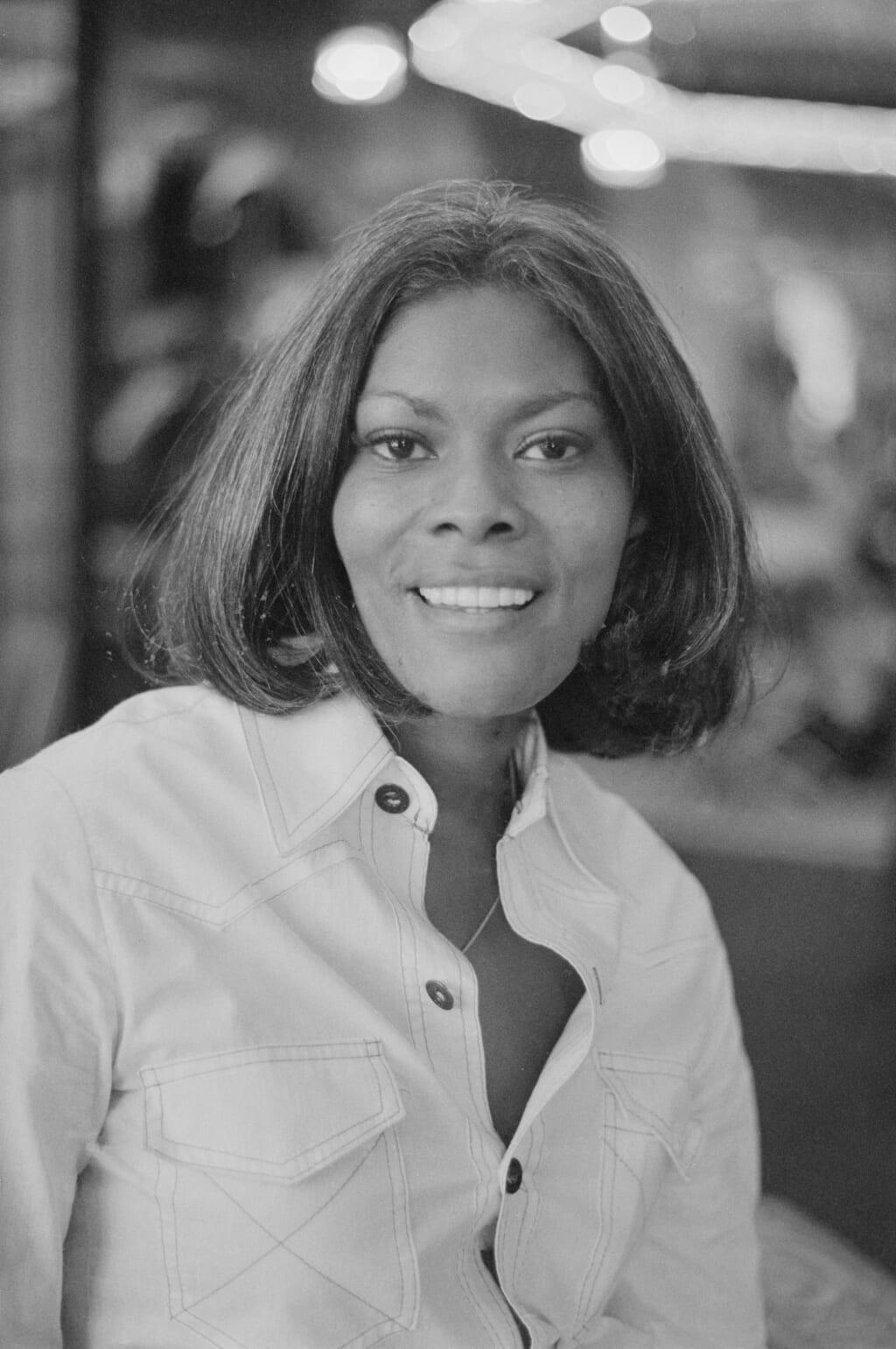 Singer Dionne Warwick