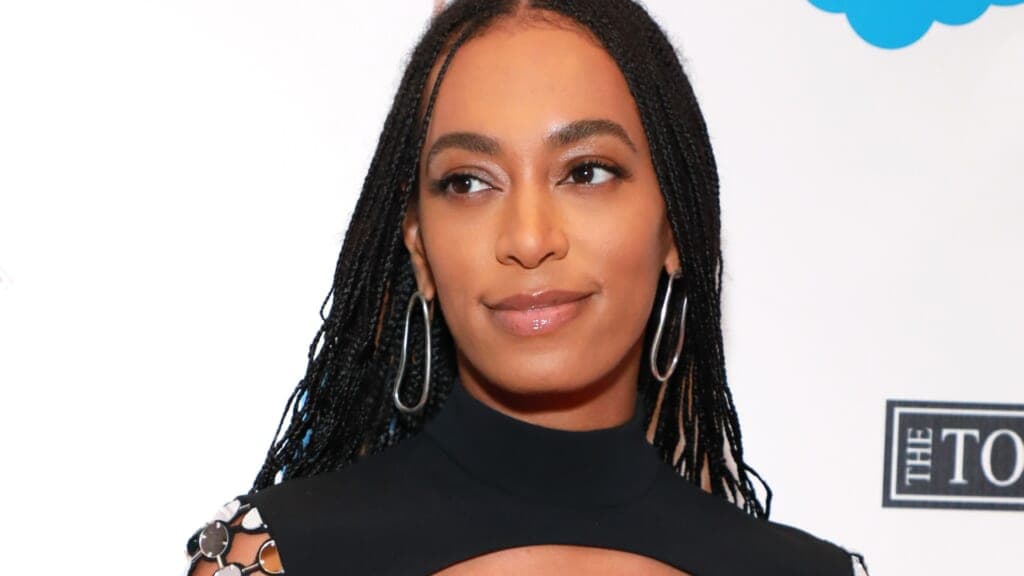 Singer-songwriter Solange