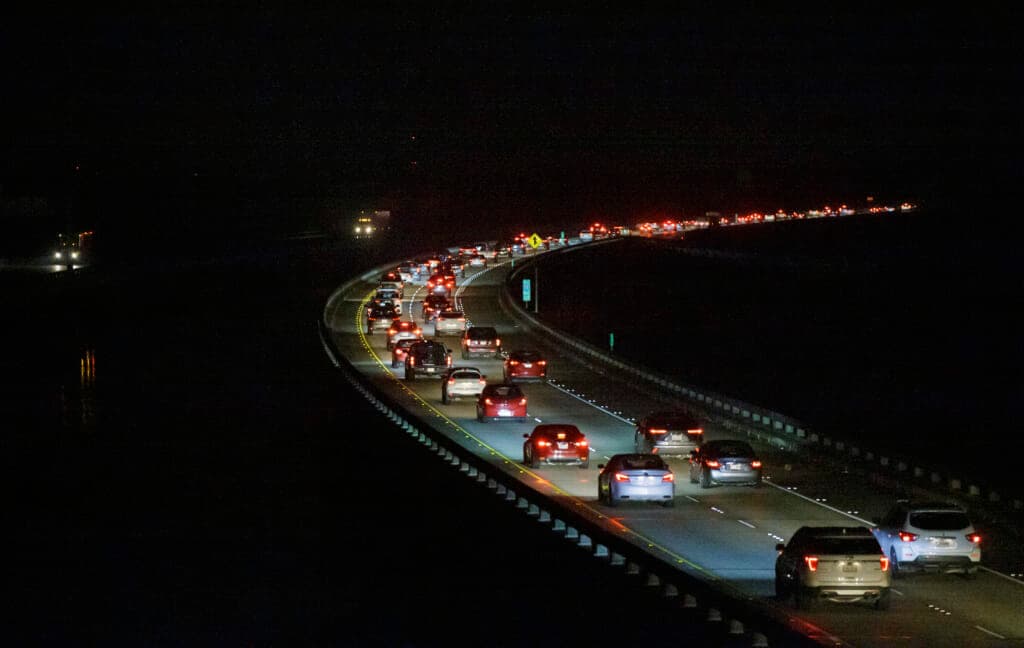 Westbound I-10 traffic on the Bonnet Carre Spillway
