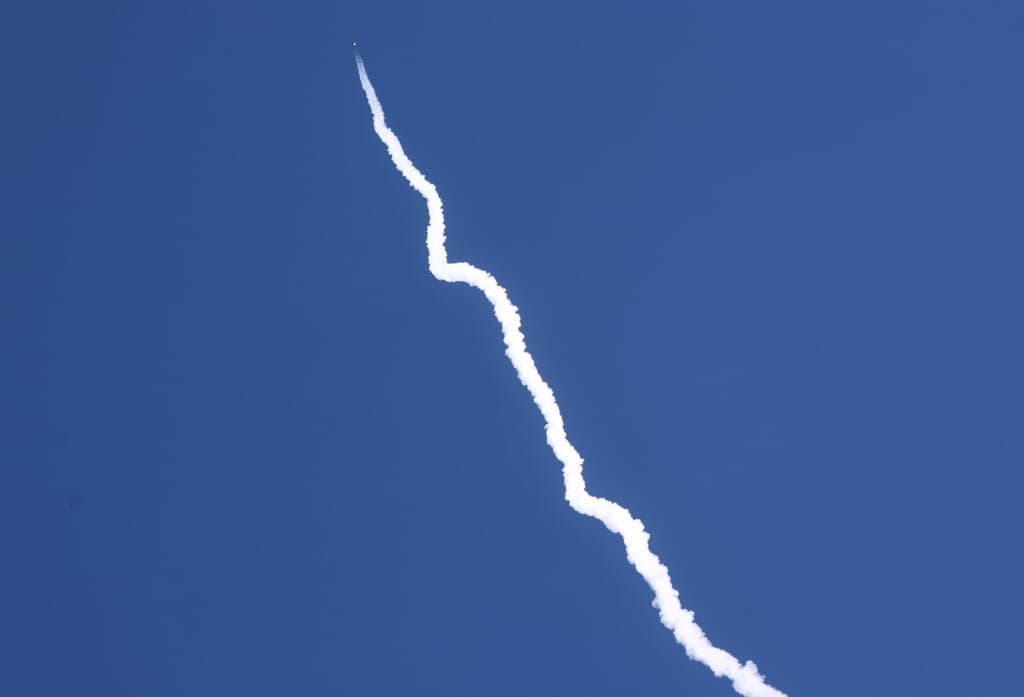 Blue Origin’s New Shepard takes off towards space