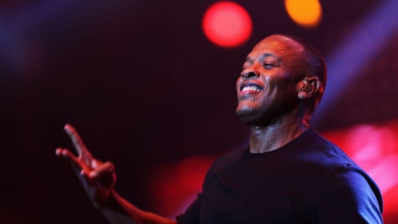 2013 BET Experience -Snoop Dogg, Kendrick Lamar, J.Cole, Miguel and SchoolBoyQ  Concert