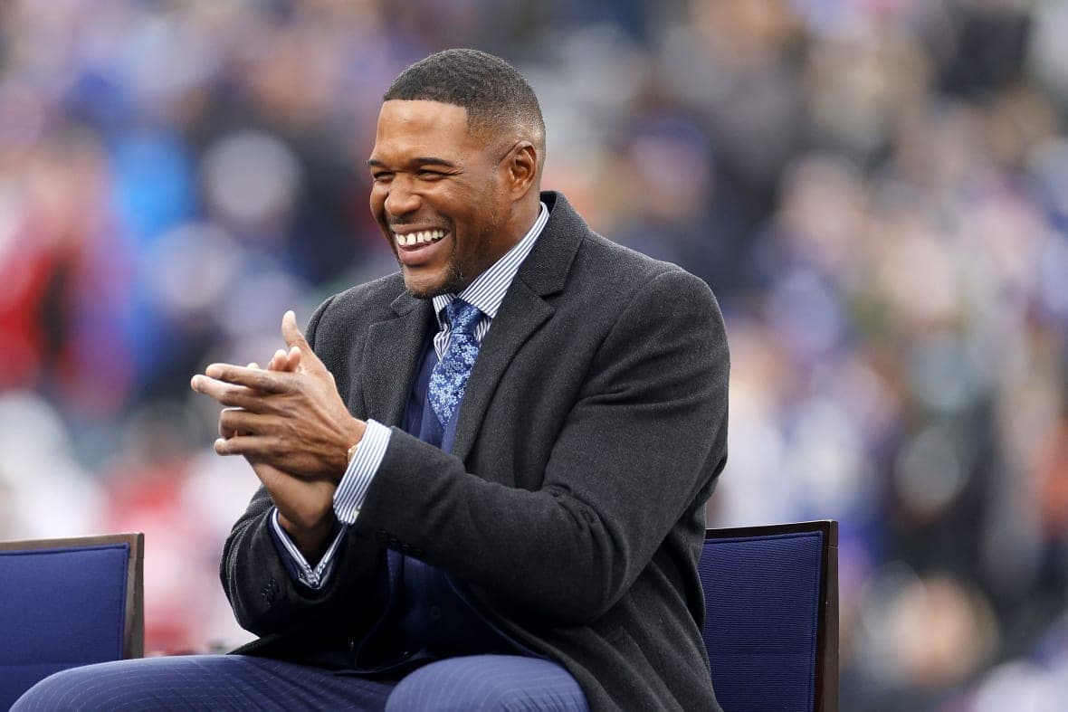 Michael Strahan “made-to-measure” Men’s Wearhouse line theGrio.com