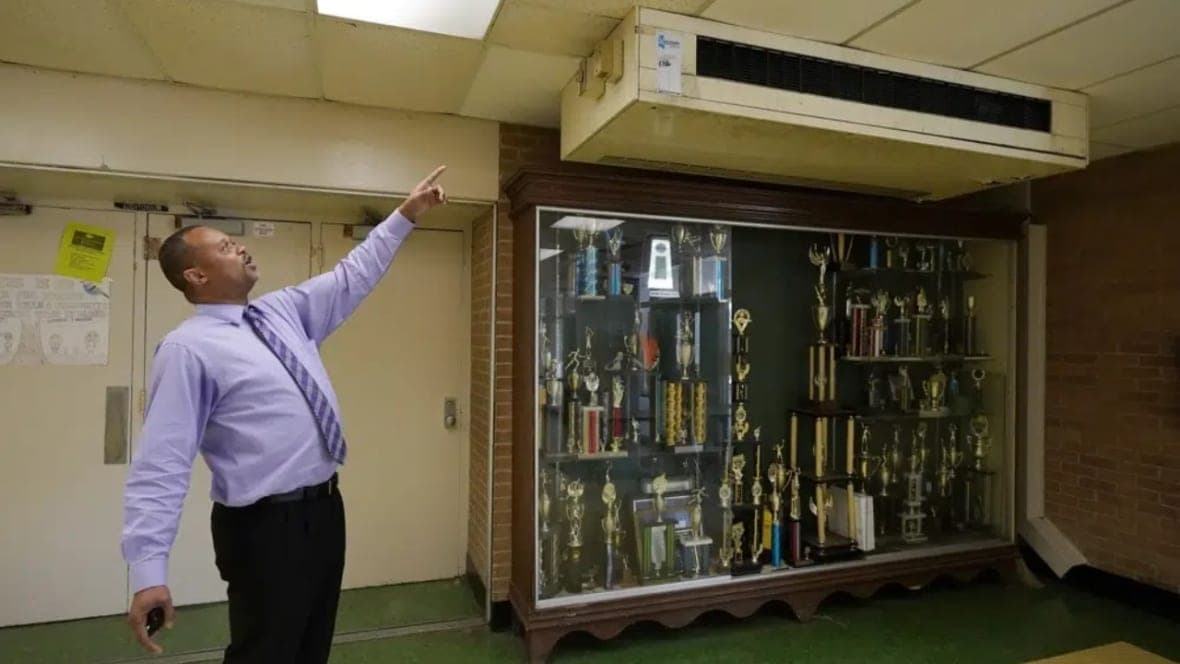 Jim Hill High School Principal Bobby Brown