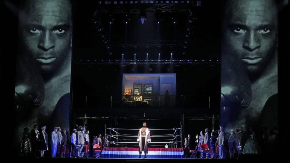 Actor Ryan Speedo Green in the opera "Champion"