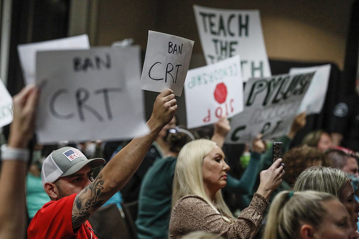 Proponents and opponents of Critical Race Theory