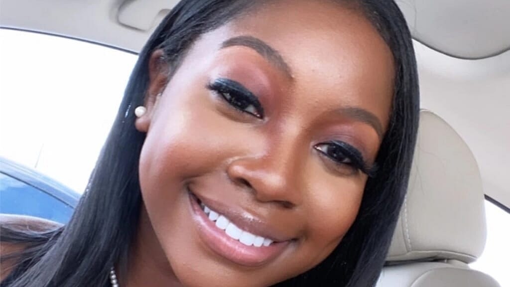 Reagan Coleman Alabama Black cheerleader thegrio.com