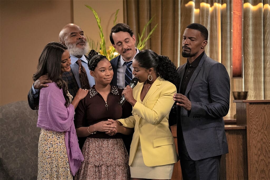 The cast of "Dad Stop Embarrassing Me!" includes actor Jamie Foxx, right