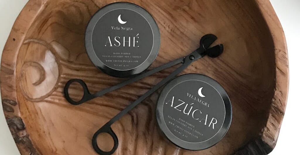 Vela Negra Candles thegrio.com