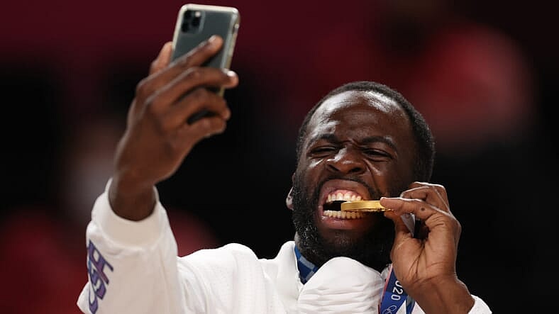 Men's Basketball Medal Ceremony: Day 15