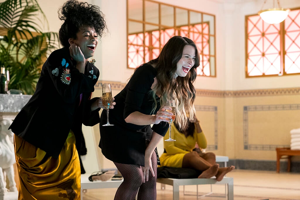 Actors Alexis Floyd and Katie Lowes in "Inventing Anna"