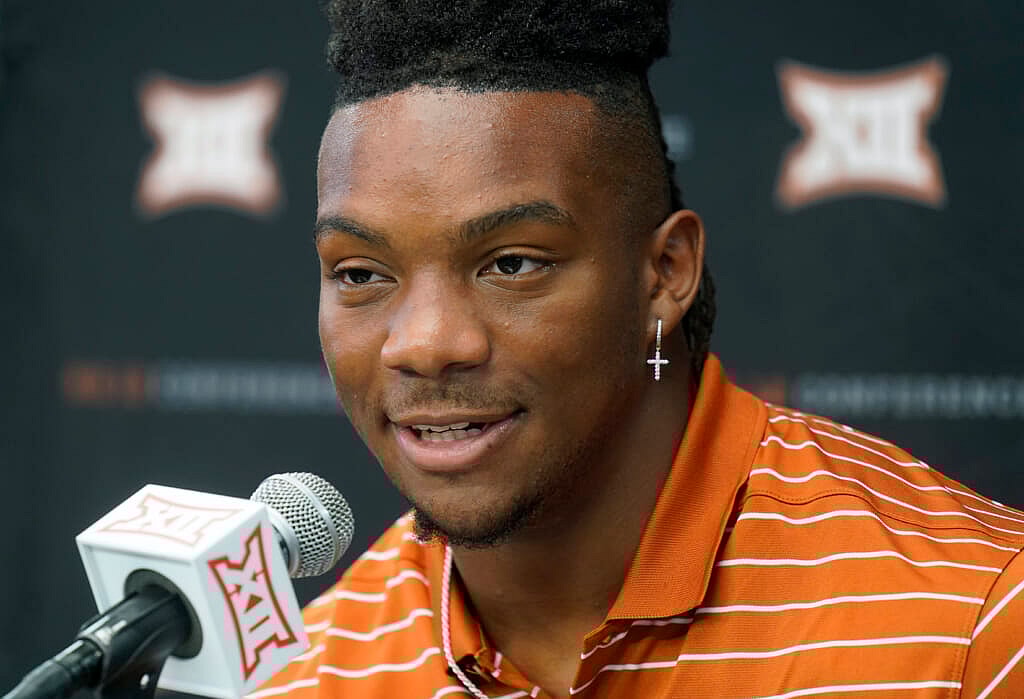 Texas running back Bijan Robinson