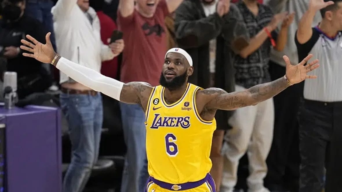 Los Angeles Lakers forward LeBron James