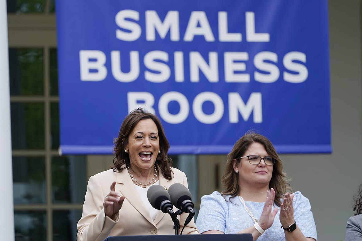 Vice President Kamala Harris and Jill Scarbo, CEO of Bright Futures Learning Services