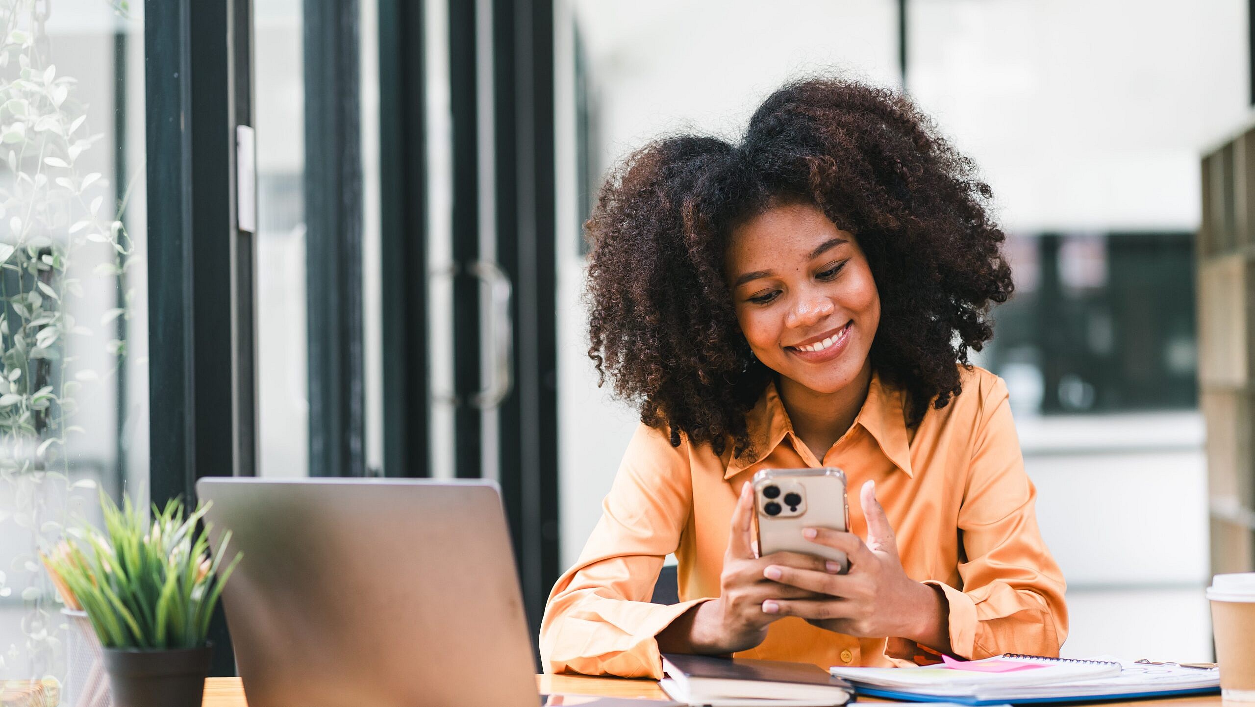 Black tech brands, Black-owned tech gifts, NSPRE, Seirus, Shani Darden, Déesse Pro LED light mask, Ardent FX, Beats by Dre, House of Marley, Brown Box Toys, Goodee, LavaSnoStore, Black-owned apps, 25 days of Holiday, gift guides 2023, tech gifts 2023, theGrio.com