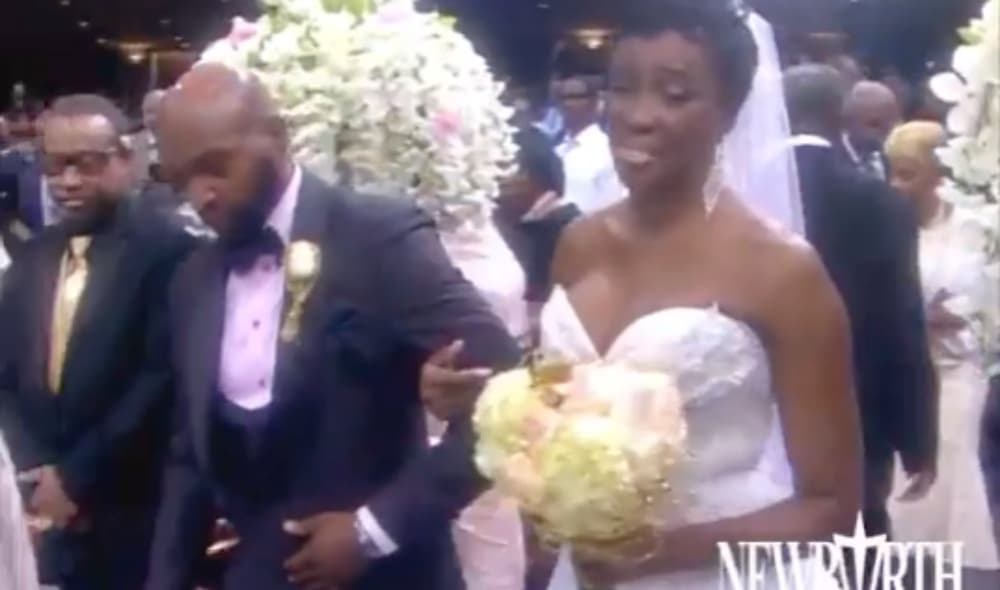Jamal Bryant hosted a mass wedding for several couples at New Birth Church Missionary Baptist Church. (Jamal Bryant/Instagram) thegrio.com