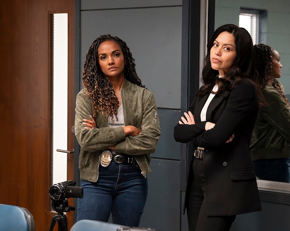 ABC's "The Rookie” stars Mekia Cox as Nyla Harper and Alyssa Diaz as Angela Lopez
