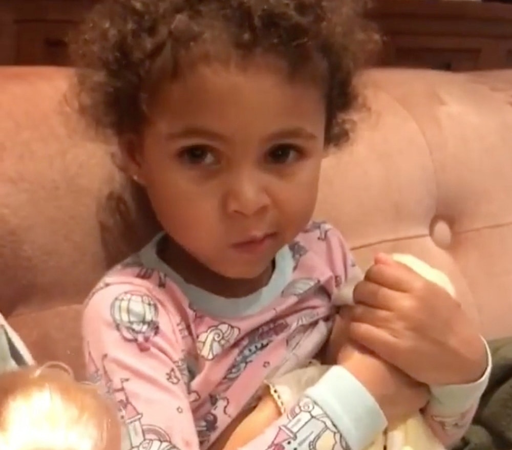 Marjorie Harvey's instagram post is an important lesson about breastfeeding. (Marjorie Harvey_Instagram) thegrio.com