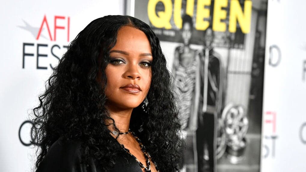Rihanna thegrio.com