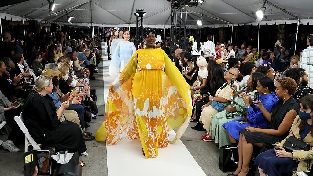 Harlem's Fashion Row, Drake, It's All A Blur Tour, Naomi Campbell, Ann Lowe, No Sesso, Tyler Mitchell, Black fashion, Black style, theGrio.com