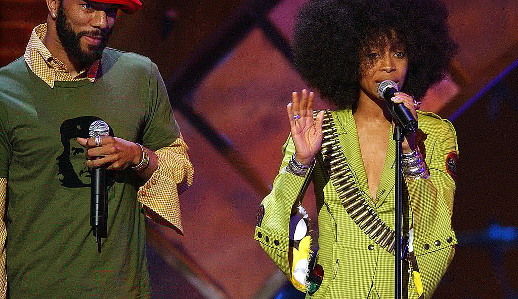Common and Erykah Badu during 2003 Essence Awards - Show at The Kodak Theater in Los Angeles, California, United States. (Photo by M. Caulfield/WireImage for Essence Entertainment)