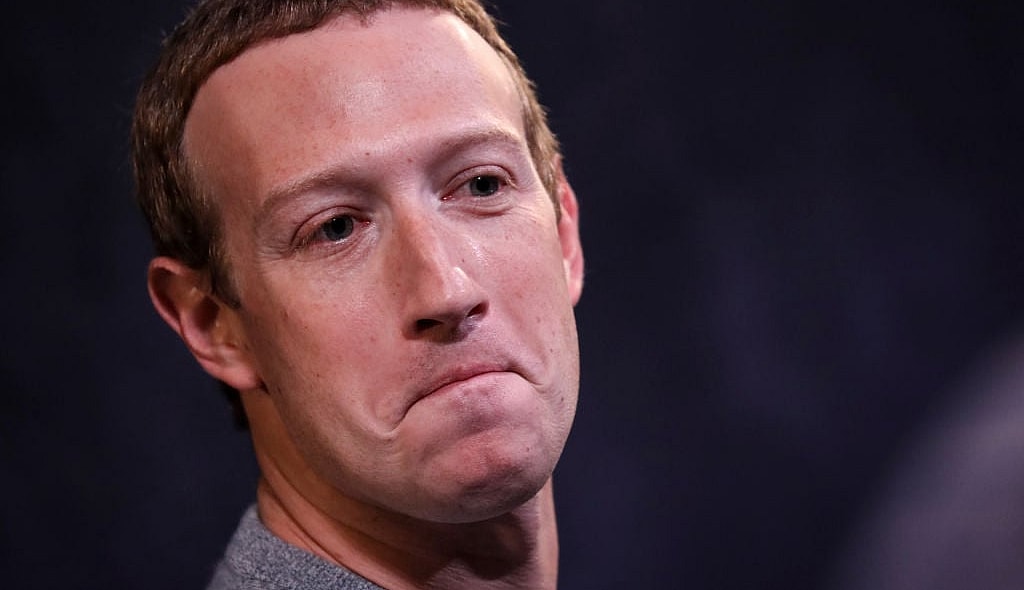 Facebook CEO Mark Zuckerberg And News Corp CEO Robert Thomson Debut Facebook News