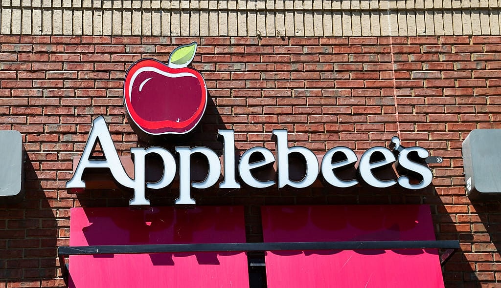 Kenosha, Wisconsin, Applebee's, arrest, theGrio.com