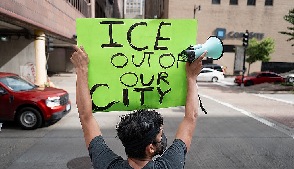 Activists Demonstrate Outside ICE Field Office In Chicago