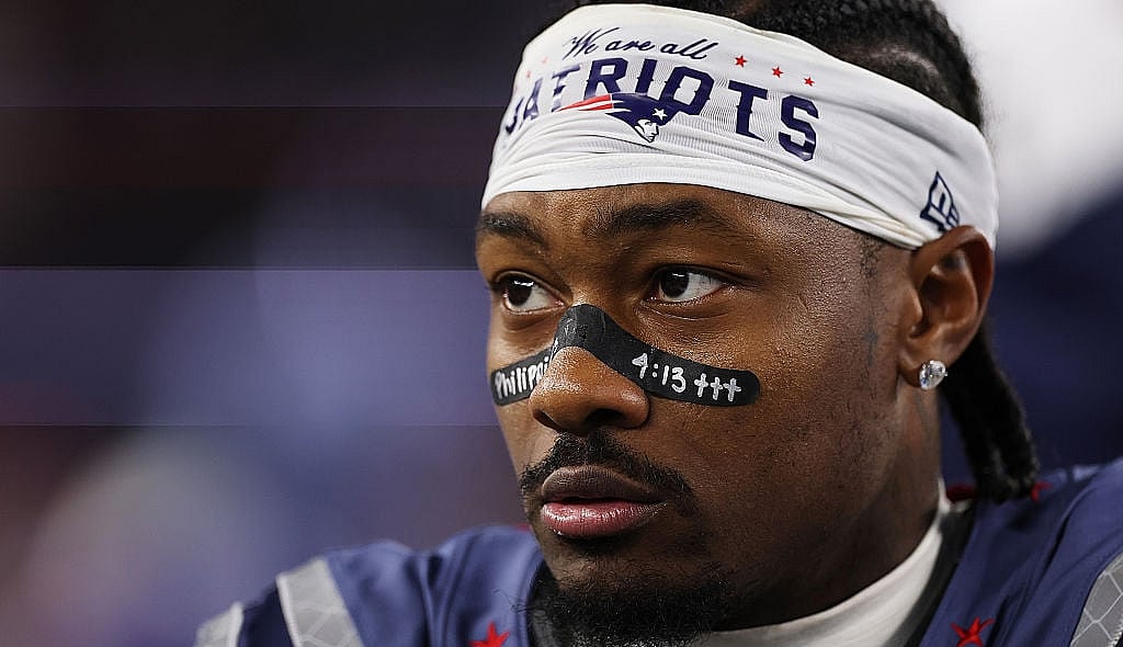 New York Jets v New England Patriots