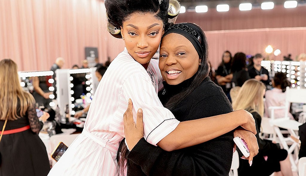 Pat McGrath Labs, Pat McGrath, Black-owned beauty brands, luxury beauty industry, cosmetics industry, Chapter 11 bankruptcy, beauty brand restructuring, beauty business news, makeup industry, fashion and beauty finance, brand valuation, Women’s Wear Daily, beauty entrepreneurship, luxury retail, beauty market downturn, thegrio.com