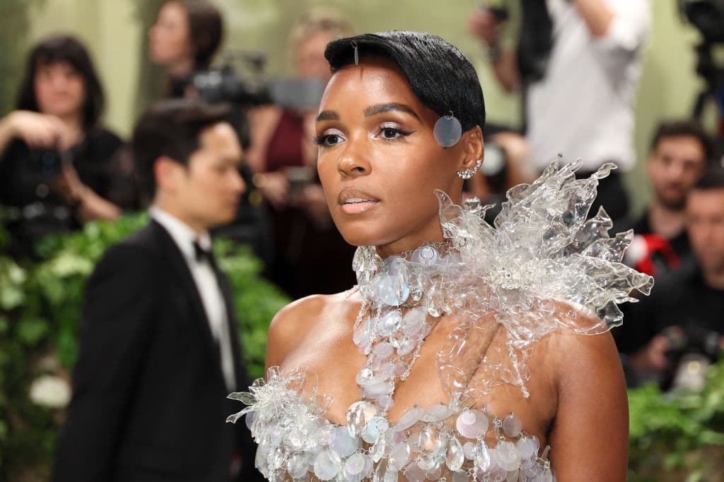 The 2024 Met Gala Celebrating "Sleeping Beauties: Reawakening Fashion" - Arrivals