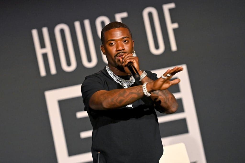 ray j, health, fake blood, heart monitor, thegrio,com