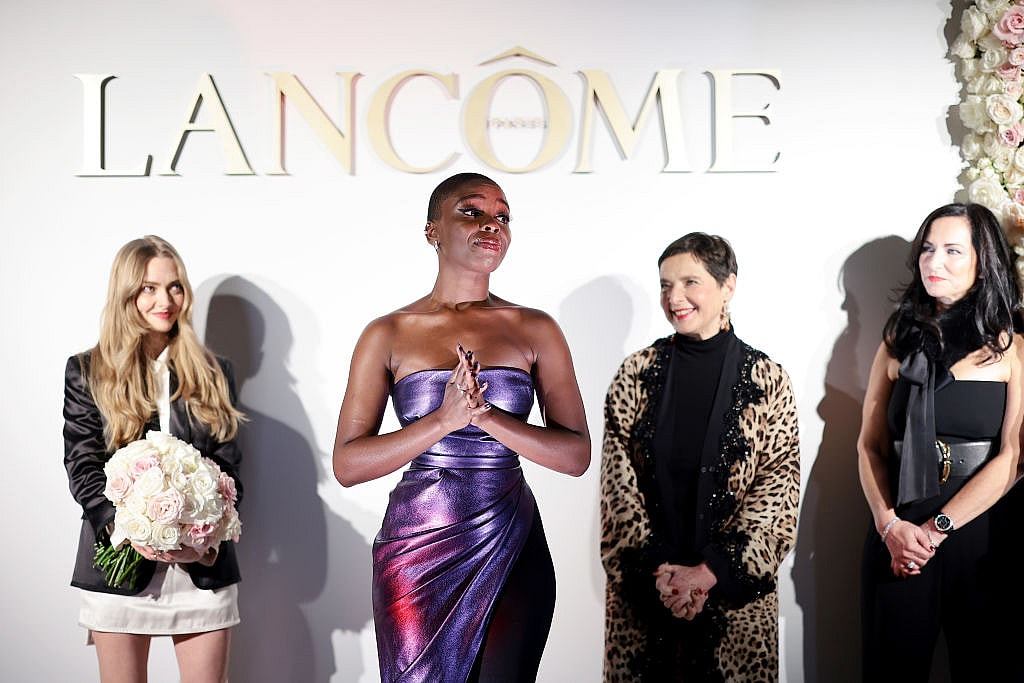 Why did Tiger Woods leave Nike?, Diana Ross YSL, FKA Twigs Calvin Klein ad, Joy Sunday Lancome, Bebe x Ciara, When is NYFW? What is the NYFW schedule?, Caleb McLaughlin Cosmopolitan, CFDA and Sotheby’s “Defining American Style” auction, who designed “The Color Purple” costumes?
theGrio.com