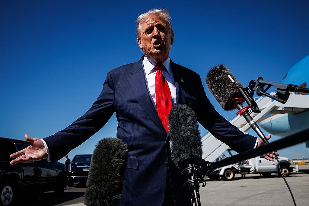 President Trump Spends Weekend At Mar-A-Lago Estate In Palm Beach