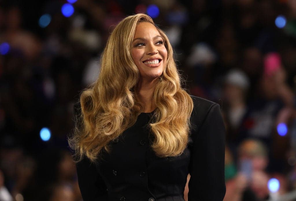 Beyoncé, billionaire, forbes, thegrio.com