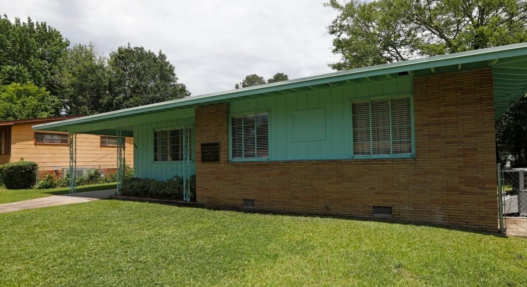 The home of civil rights leaders Medgar and Myrlie Evers thegrio.com