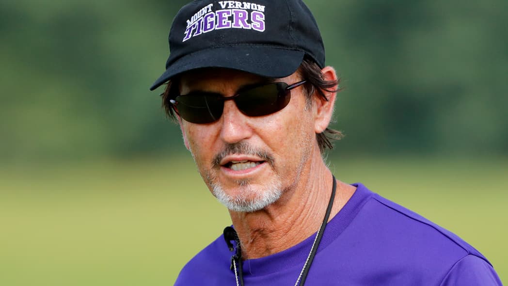 Coach Art Briles