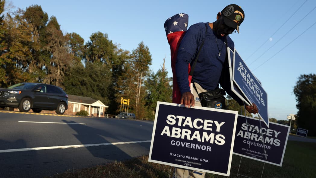 Stacey Abrams Campaigns Across Southeastern Georgia Ahead Of Election Day