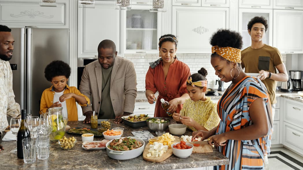 African-American family celebrating Easter together. Photo by August de Richelieu on pexels.com, African American Easter traditions, thegrio.com