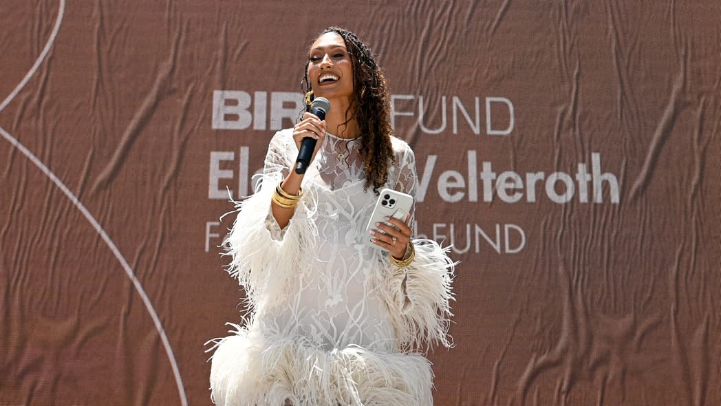Elaine Welteroth, birthFUND, Kelly Rowland, Black maternal health, midwives, doulas, theGrio.com