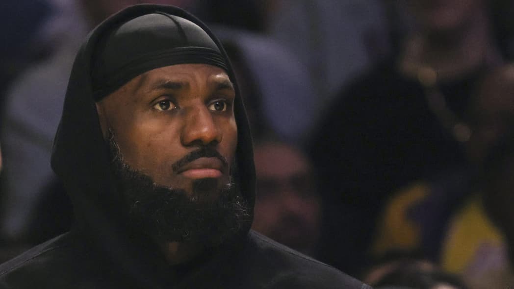 LeBron James, LeBron James age, how old is LeBron James, when will LeBron James retire, Is LeBron James retiring, will LeBron James be traded, LeBron James sore foot, theGrio.com