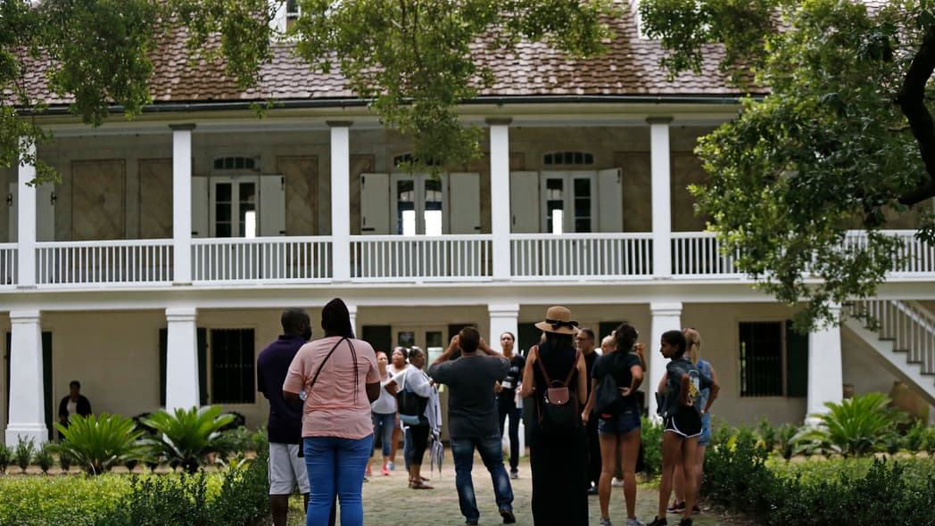 Whitney plantation funding, Whitney Plantation trump, Whitney plantation grant, Whitney plantation grant loss, Trump museum, Trump Black history theGrio.com