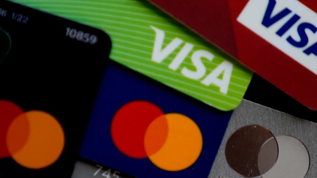 Financial tips, personal finance tips, tips for handling economic uncertainty, economic uncertainty 2025, financial planning theGrio.com