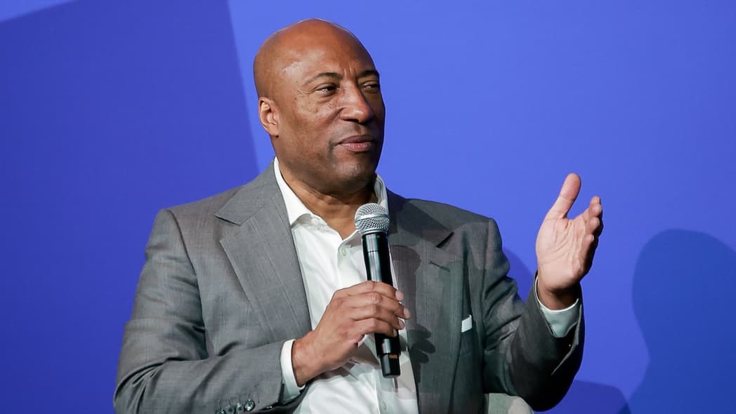 Byron Allen, Byron Allen Buzzfeed, Byron Allen Buzzfeed CEO, Byron Allen Allen Family Digital, Byron Allen Buzzfeed Deal