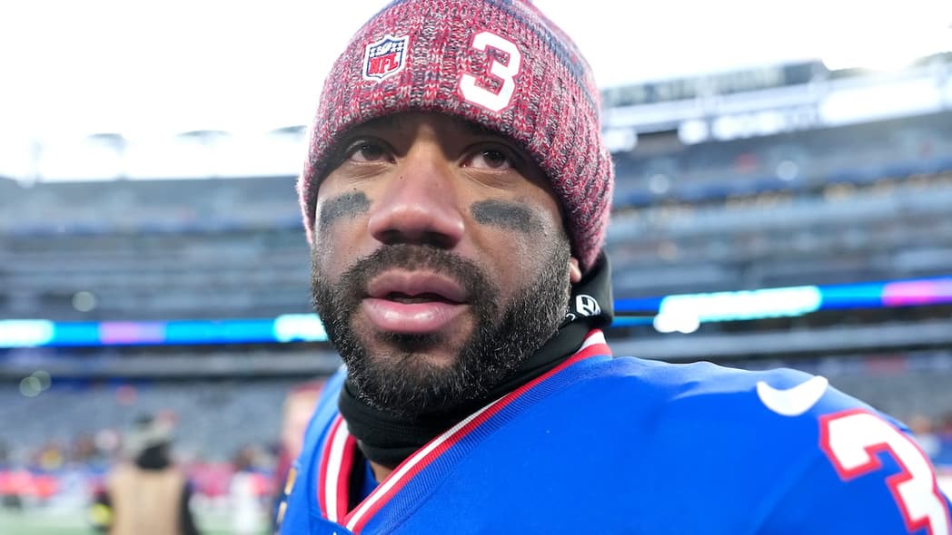Russell Wilson, Russell Wilson Retires, Russell Wilson Retirement, Russell Wilson Retires NFL