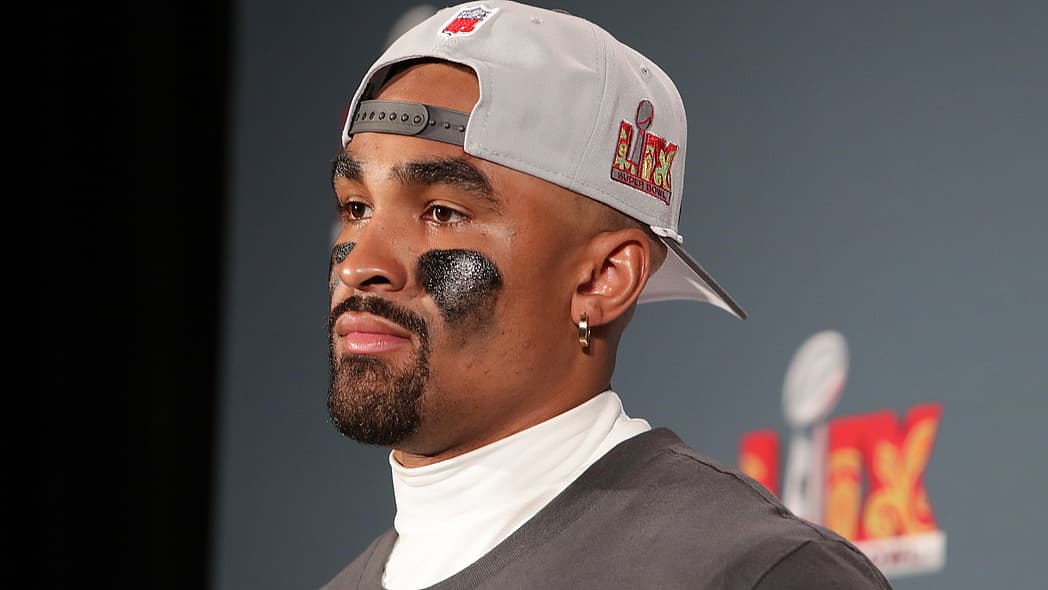 Will Jalen Hurts be at the white house visit? Jalen Hurts white house visit, Jalen hurts white house, Jalen hurts Donald Trump, Jalen Hurts Eagles white house visit, Philadelphia Eagles white house visit theGrio.com