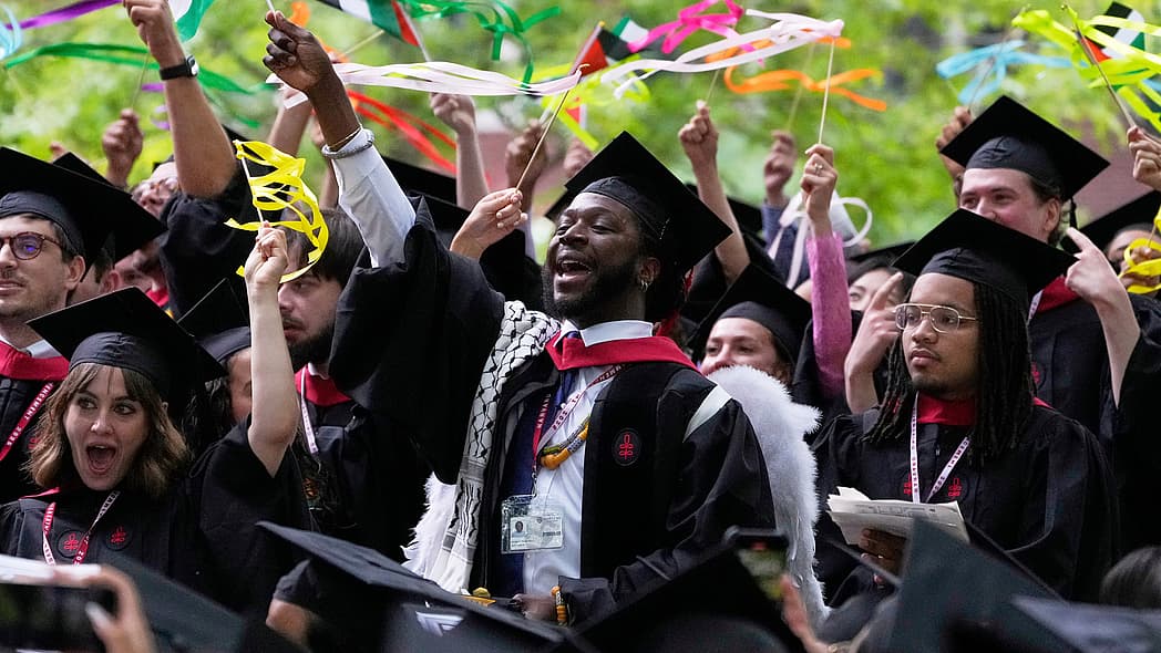 Harvard Trump, Harvard trump administration, Harvard visa, Trump student visas, visa social media review, Harvard visas TheGrio.com