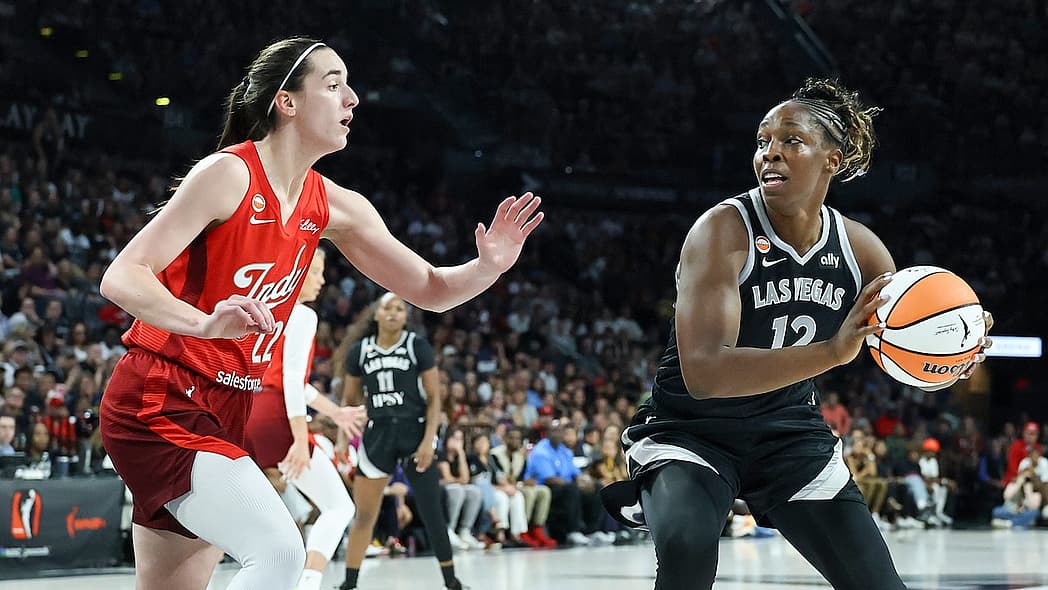 Chelsea Gray WNBA, Caitlin Clark, Chelsea Gray Las Vegas Aces, Chelsea Gray, Caitlin Clark