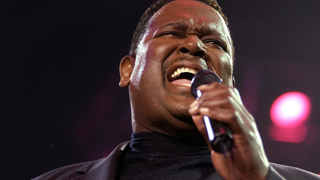 (FILE PHOTO) Singer Luther Vandross Dies At Age 54