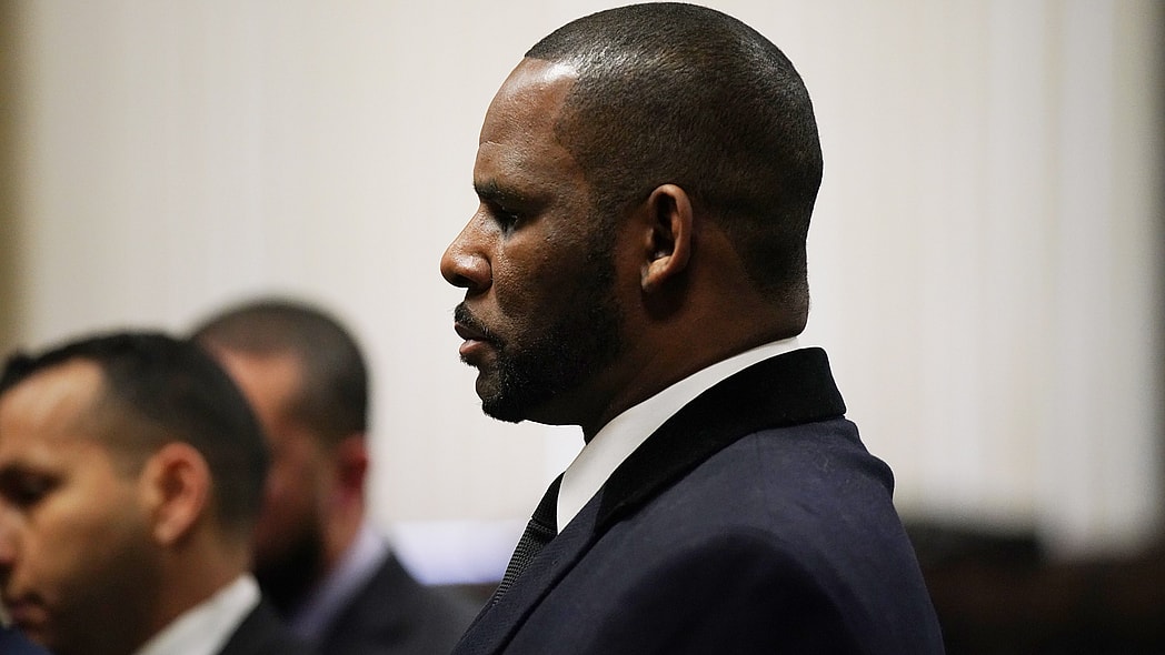 R. Kelly Returns To Court For Hearing On Sex Abuse Allegations