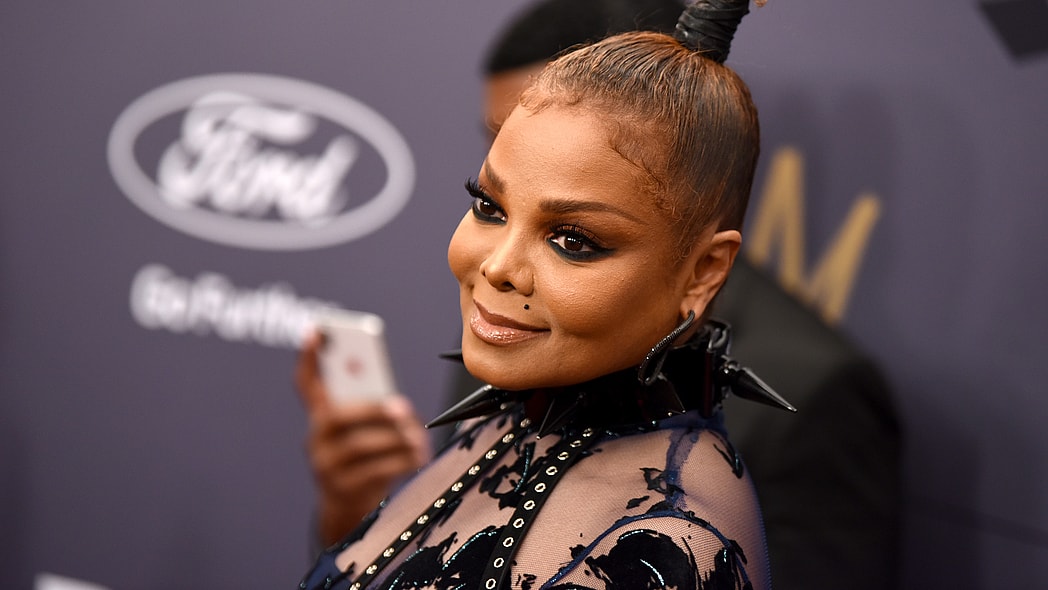 Black Girls Rock! 2018 - Red Carpet